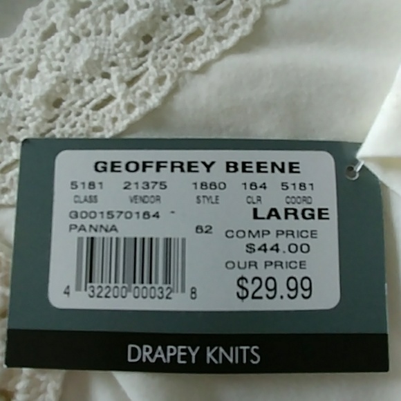 Short Sleeve Top - Picture 3 of 5